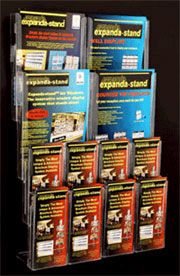 Wanddisplay mit  Prospekthaltern