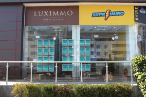 LED beleuchtetes Schaufensterdisplay E4 20xA4
